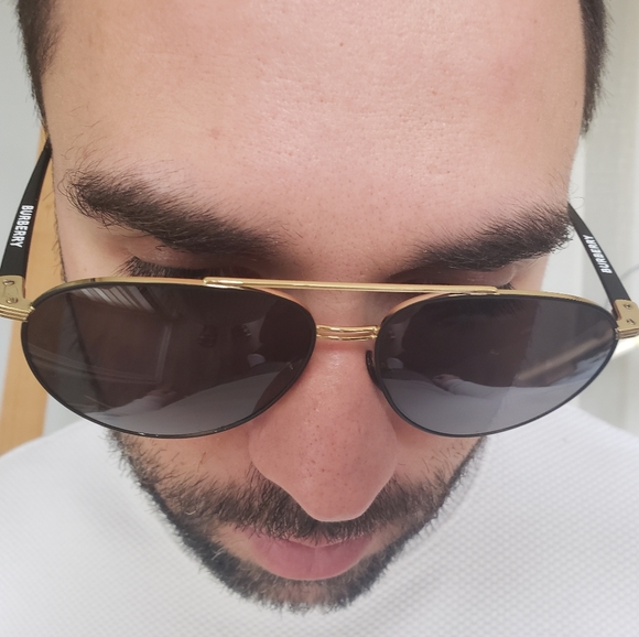 💯Authentic Burberry B 3108 BNIB sunglasses - Picture 15 of 15